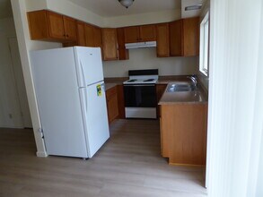 246 Ellwood Beach Dr in Goleta, CA - Building Photo - Building Photo