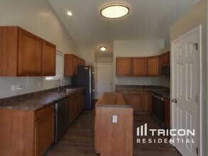 1115 Legend Oak Dr in Fountain, CO - Building Photo - Building Photo