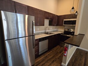 2642 E Monument St in Colorado Springs, CO - Building Photo - Building Photo