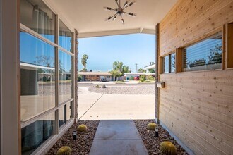 1801 N Bridalwreath St in Tempe, AZ - Building Photo - Building Photo