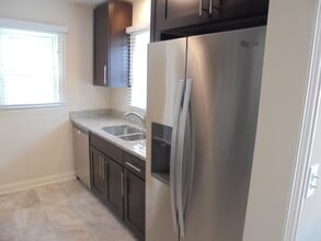 504 W Sunset Rd in Mount Prospect, IL - Building Photo - Building Photo