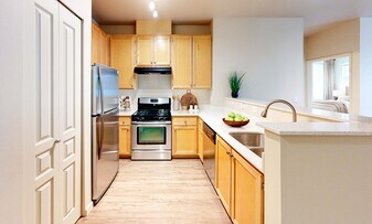 The Hawthorne Apartments in Mill Creek, WA - Building Photo