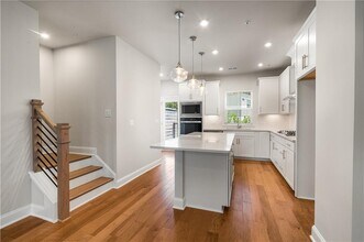 2567 Astaire Ct NW in Atlanta, GA - Building Photo - Building Photo