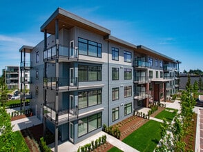6975-6975 Island Hwy N in Nanaimo, BC - Building Photo - Building Photo