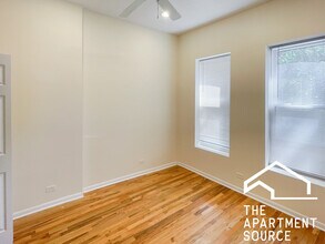 2604 N Racine Ave, Unit 1 in Chicago, IL - Building Photo - Building Photo