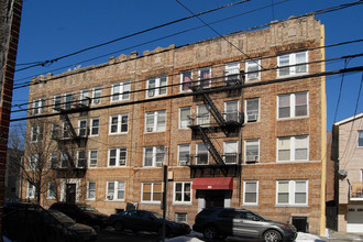 412 53rd St in West New York, NJ - Building Photo - Building Photo