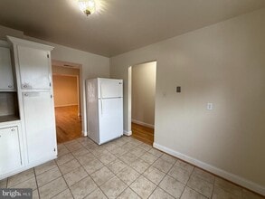 405 Olde Greenwich Cir in Fredericksburg, VA - Building Photo - Building Photo