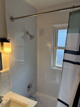 902 S 36th St, Unit 902 in Omaha, NE - Building Photo - Building Photo