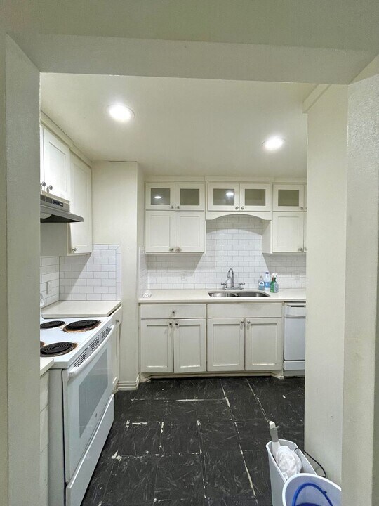 3108 June Dr in Dallas, TX - Building Photo