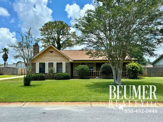 property at 586 Seapine Cir