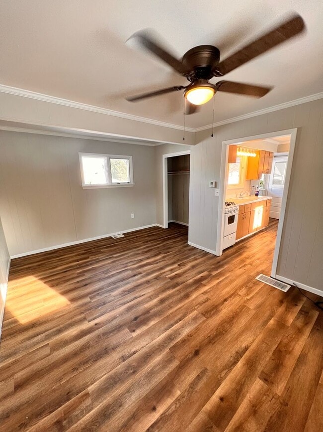 property at 914 Grant Ave