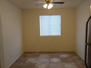 35 N May, Unit 101 in Mesa, AZ - Foto de edificio - Building Photo