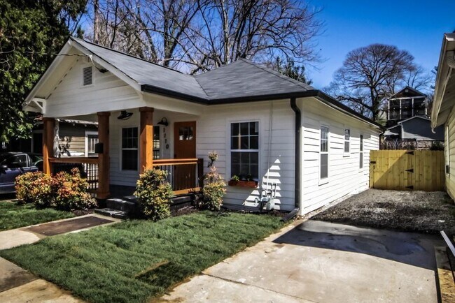 1110 McDaniel St SW in Atlanta, GA - Building Photo - Building Photo