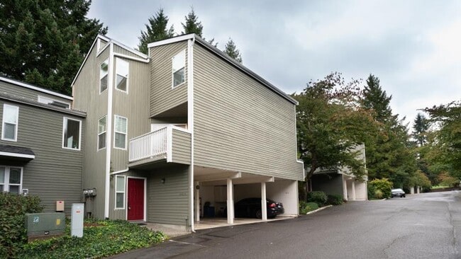 property at 10014 NE 124th Pl