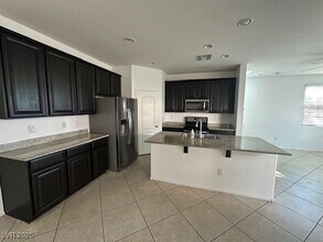 10188 Campo Tizzoro in Las Vegas, NV - Building Photo - Building Photo