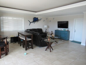 103 Starfish Ln in Tavernier, FL - Building Photo - Building Photo