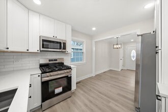 7318 113th St in Worth, IL - Building Photo - Building Photo