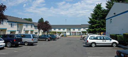 Sunrise Apartments in Tacoma, WA - Building Photo - Building Photo