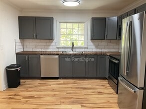 2114 Crestline Dr in Florence, AL - Building Photo - Building Photo