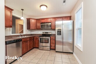 488 Cedar Valley Dr in Clarksville, TN - Building Photo - Building Photo