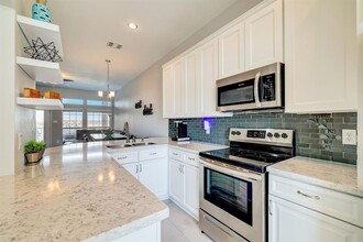 2918 Ranch to Market Rd 620 in Austin, TX - Building Photo - Building Photo