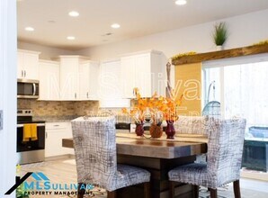866 Royal Oak Ln in Mebane, NC - Building Photo - Building Photo