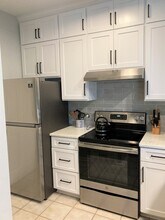 1600 Long Grove Dr in Mount Pleasant, SC - Building Photo - Building Photo