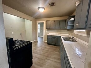 18 E Burns St in Shawnee, OK - Building Photo - Building Photo