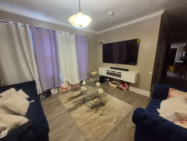 property at 2901 S 8th St