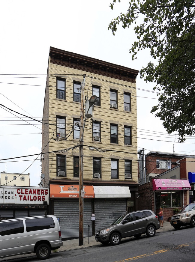 45 Park Hill Ave in Yonkers, NY - Building Photo - Building Photo