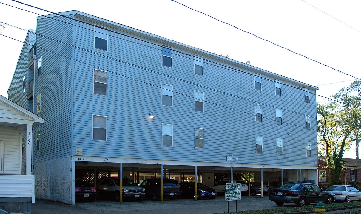 Colley Bay Apartments in Norfolk, VA - Building Photo