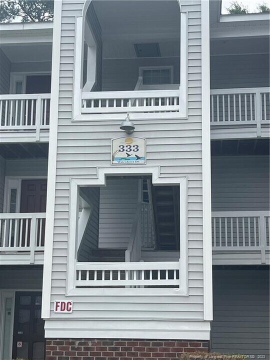 333 Waterdown Dr Photo