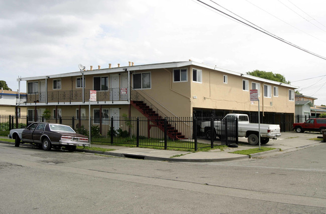 201 Sanford Ave in Richmond, CA - Building Photo - Building Photo