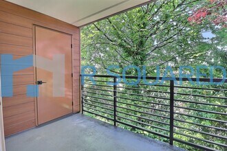 12117 NE Bel Red Rd in Bellevue, WA - Building Photo - Building Photo