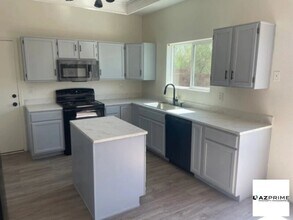 3765-3765 W Koshare Ln in Tucson, AZ - Building Photo - Building Photo