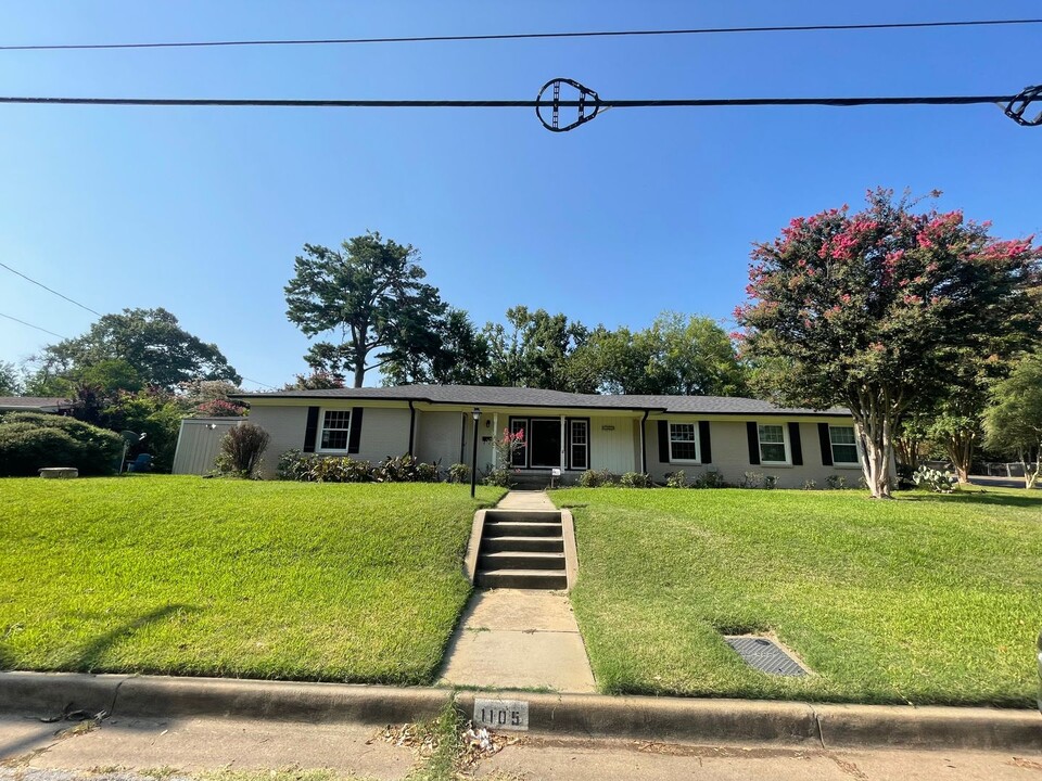 1105 Wilma St in Tyler, TX - Building Photo