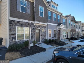 889 Ambient Way, Unit 123010 in Atlanta, GA - Building Photo - Building Photo