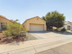 11221 W Amelia Ave in Avondale, AZ - Building Photo - Building Photo