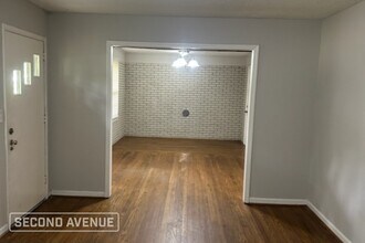 239 Lake Dr Cir NE in Birmingham, AL - Building Photo - Building Photo