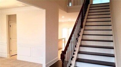 235 Broadmoor Dr in Braselton, GA - Building Photo - Building Photo