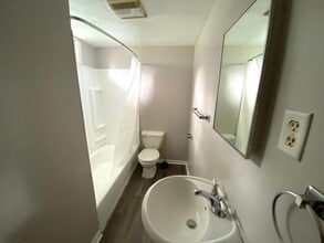 434 Crawford St SE in Grand Rapids, MI - Building Photo - Building Photo