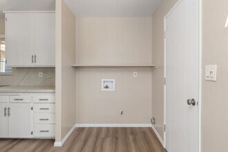 5210 Limerick Ave in San Diego, CA - Building Photo - Building Photo