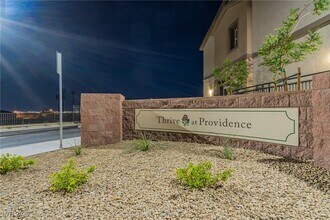 10557 Ridge Glow Ave in Las Vegas, NV - Building Photo - Building Photo