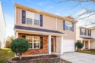 4617 Esmeralda Drive in Charlotte, NC - Building Photo - Building Photo