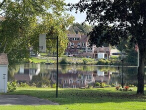 25 Pond View Dr in Shrewsbury, MA - Building Photo - Building Photo