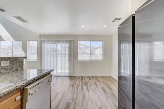 7166 Dravite Ct in Las Vegas, NV - Building Photo - Building Photo