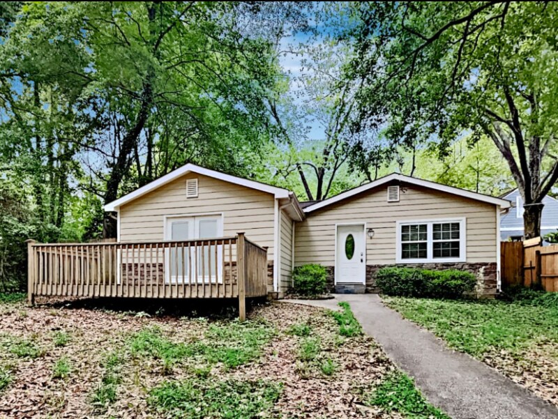 1041 Emerson Ave SE in Atlanta, GA - Building Photo