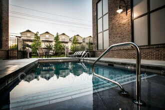 333 E Boyd Dr in Baton Rouge, LA - Building Photo - Building Photo