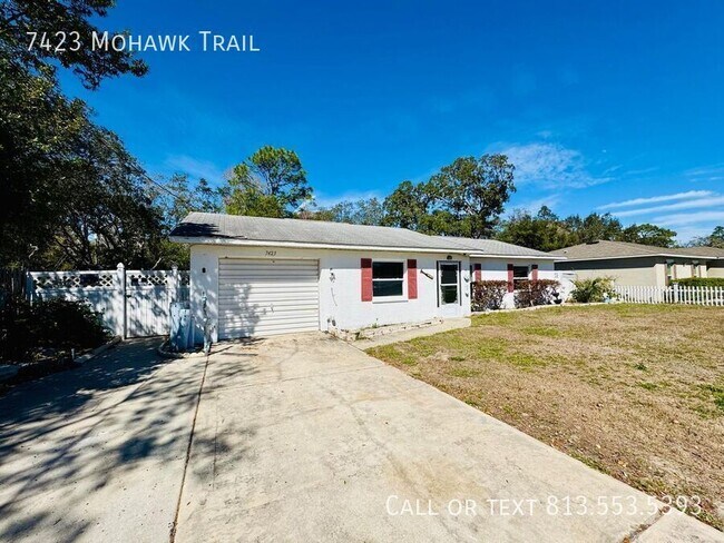 7423 Mohawk Trail in Spring Hill, FL - Building Photo - Building Photo