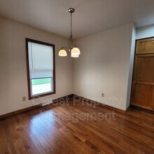 475 Adaway Ave SE in Ada, MI - Building Photo - Building Photo